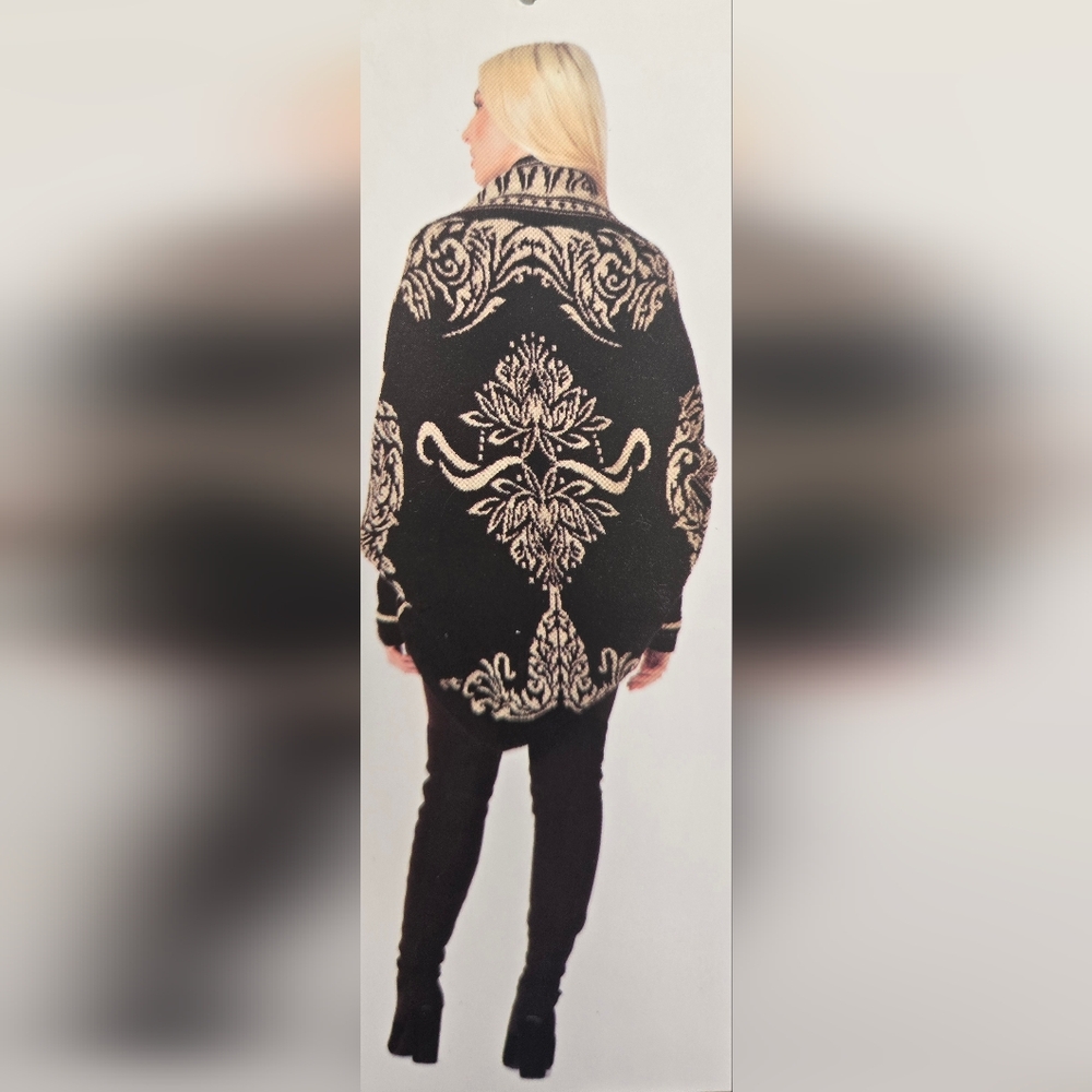 Women's Maxsport Open-Front Black and Cream Patterned Sweater NEW WITH TAGS - Picture 2 of 8